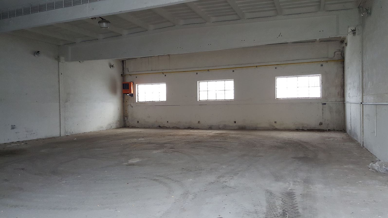 Pronájem skladovacích prostor 261 m² – fotografie 3