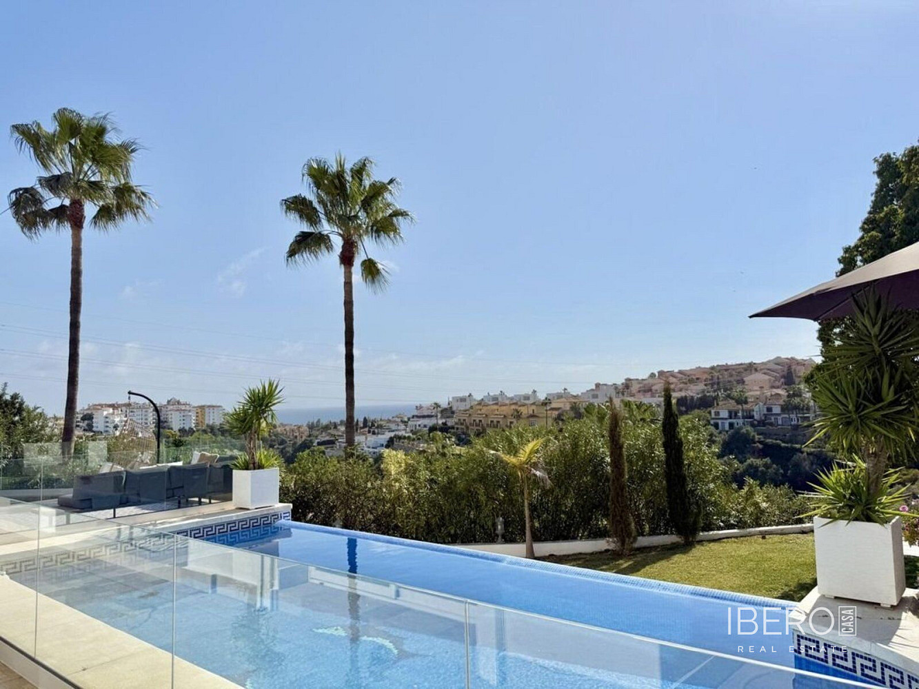 Prodej domu 200 m² s pozemkem 853 m²