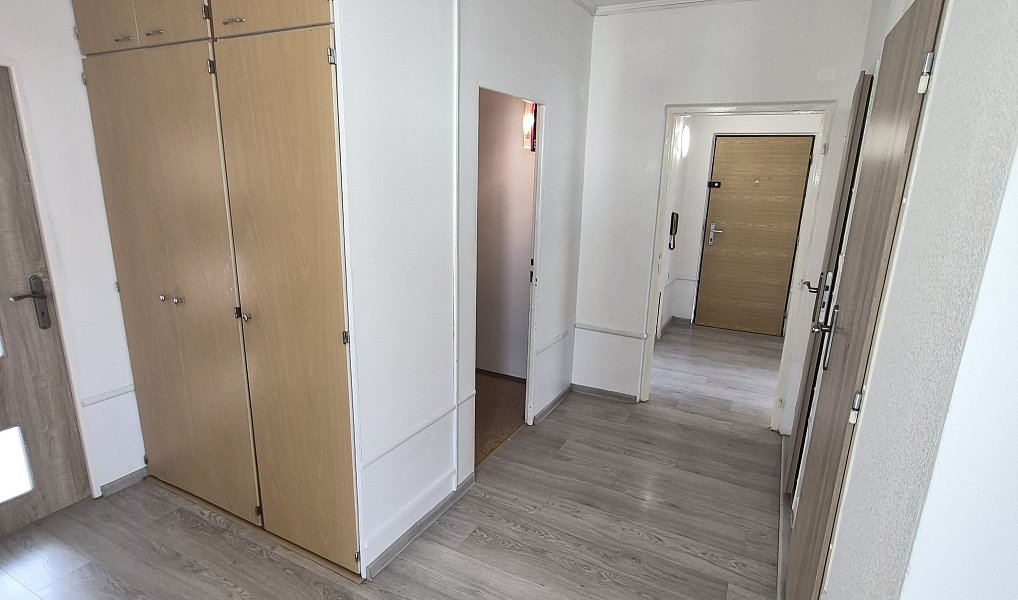 Pronájem bytu 4+1 85 m², Plzeň – náhled fotky 15