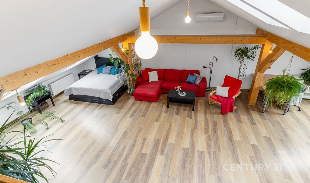 Prodej bytu 2+1 87 m², Praha – náhled fotky 2
