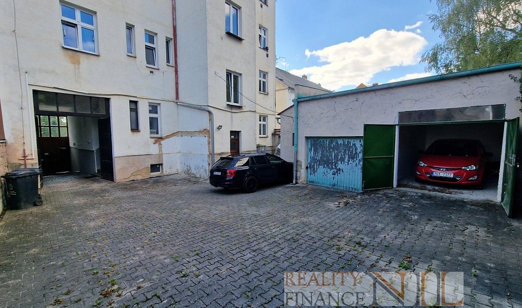 Nabízíme k prodeji pěknou prostornou garáž, Plzeň – náhled fotky 7