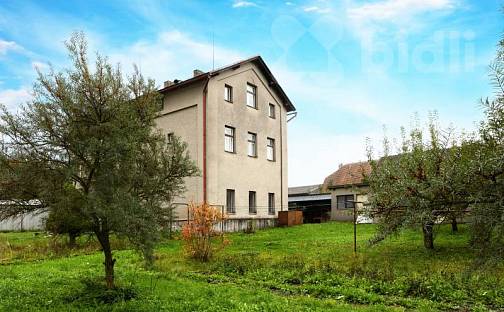 Prodej domu 275 m² s pozemkem 1 575 m², Maleč, okres Havlíčkův Brod