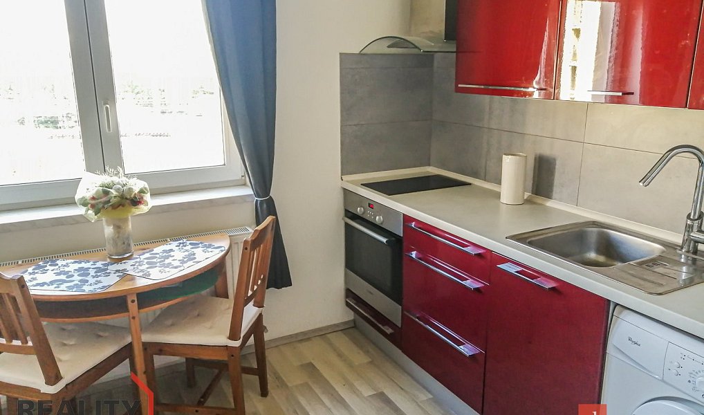 Pronájem bytu 1+kk, 25 m², Nusle, Praha 4, Praha
