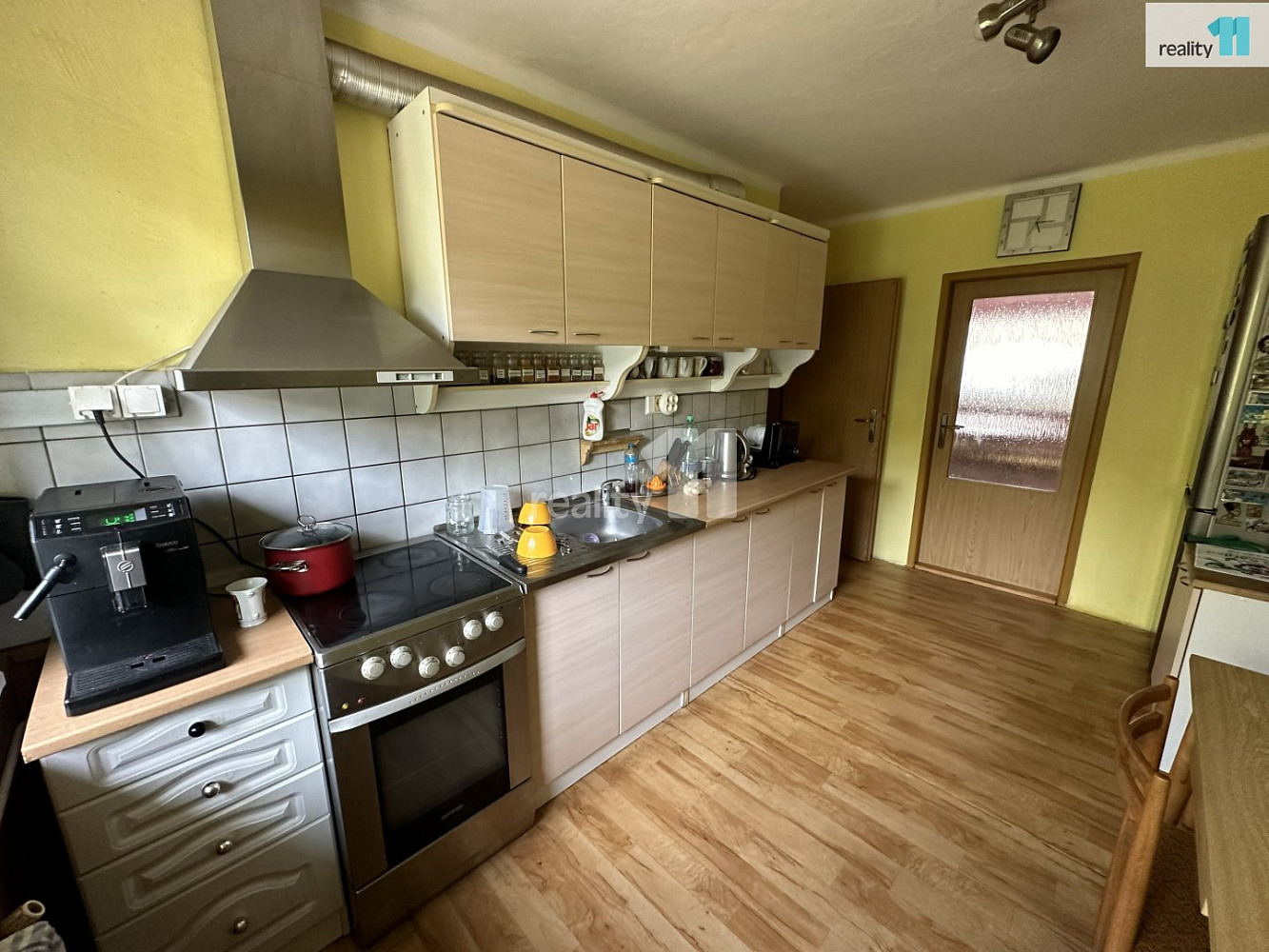 Prodej domu 495 m² s pozemkem 1 369 m² — photo 2