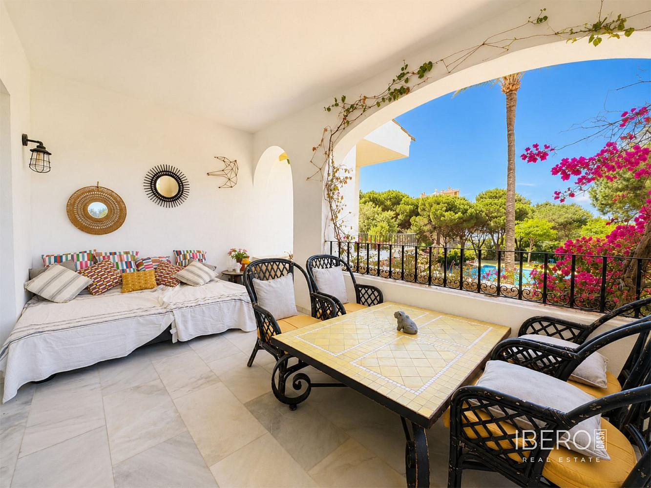 Pis 4+kk – Marbella, Urbanización Marbesa