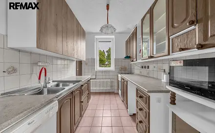 Pronájem bytu 4+1 87 m², Na šubě, Praha 8 - Dolní Chabry