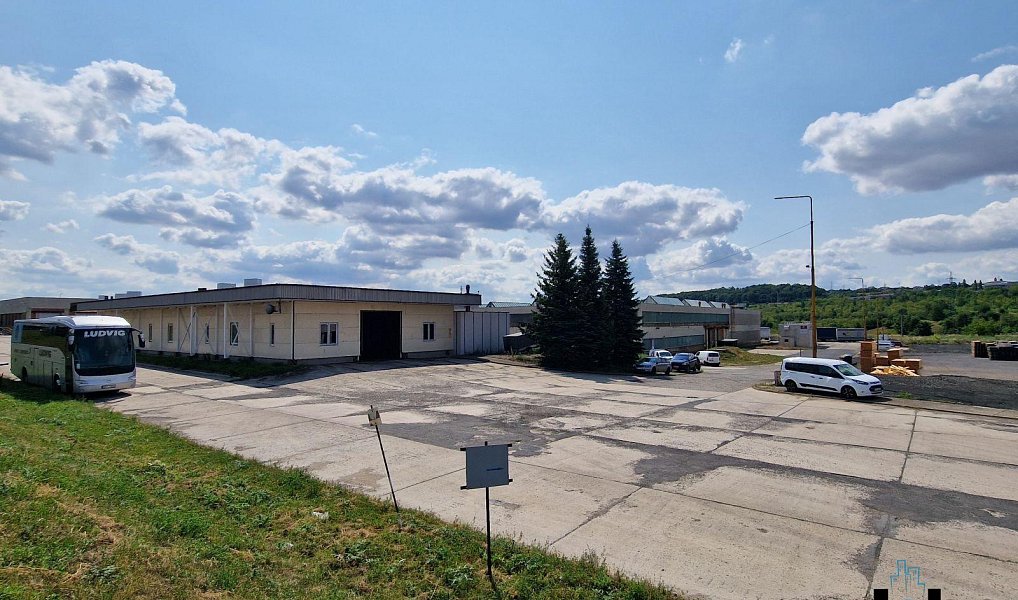 Pronájem skladovacích prostor 300 m², Most – náhled fotky 15