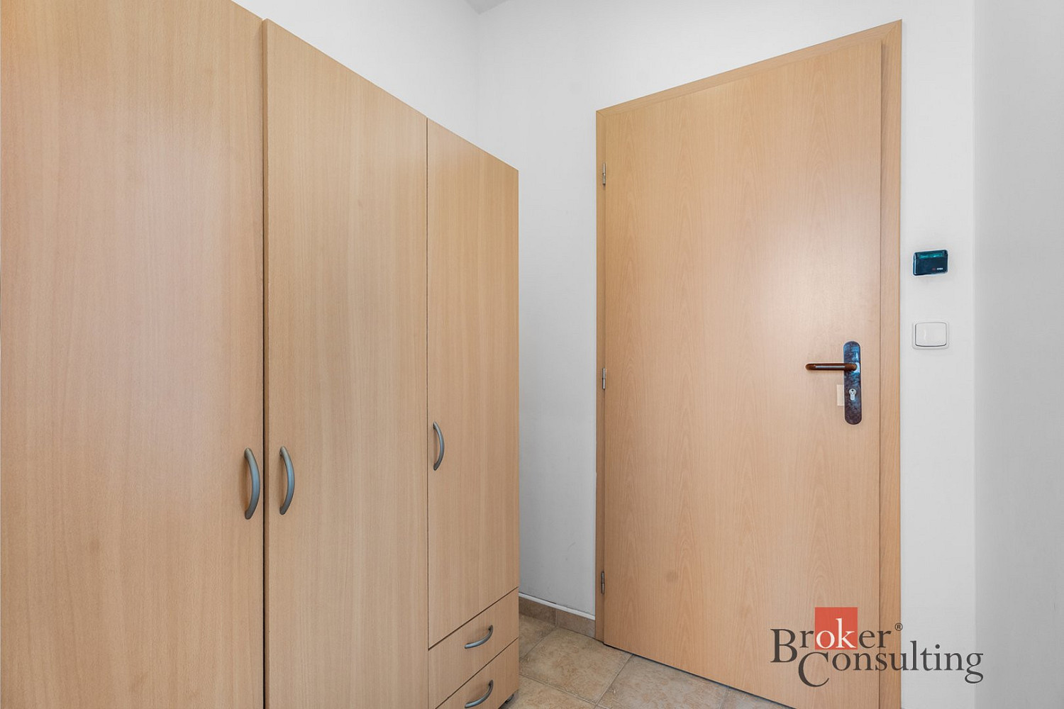 Pronájem bytu 1+kk 18 m² - Widok 5