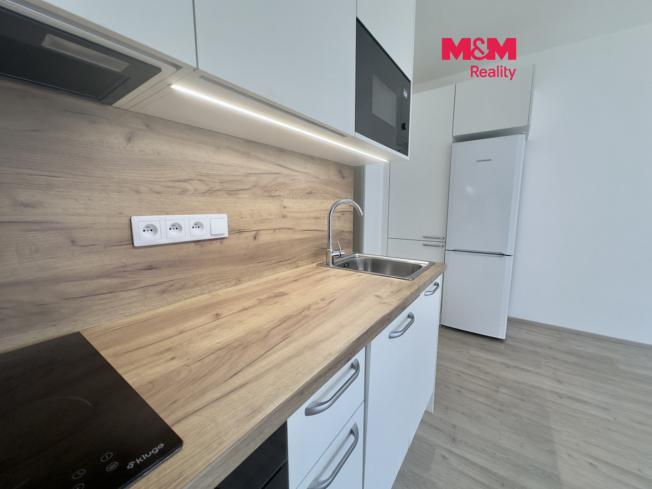 Pronájem bytu 1+kk 34 m²