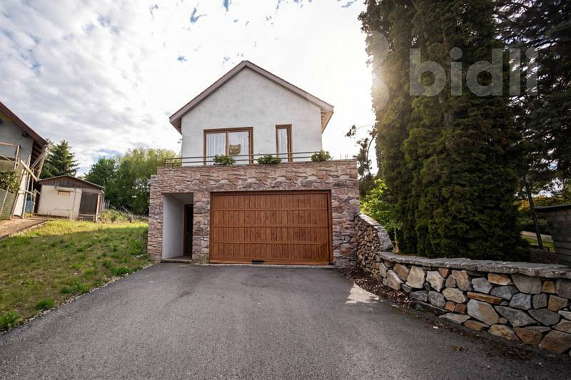 Prodej domu 400 m² s pozemkem 1 405 m², Hulice