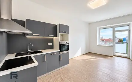 Pronájem bytu 3+kk 69 m²