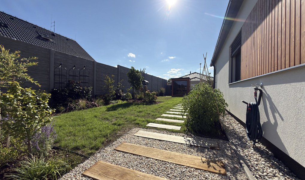 Prodej domu 140 m² s pozemkem 594 m², Roudné – náhled fotky 22