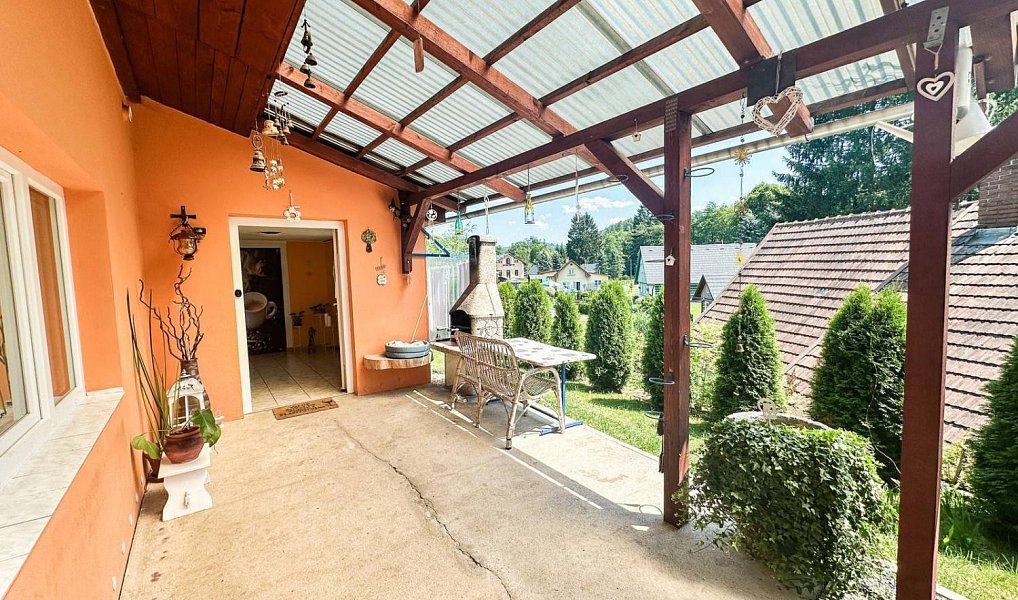 Prodej domu 160 m² s pozemkem 350 m², Háje nad Jizerou – náhled fotky 9
