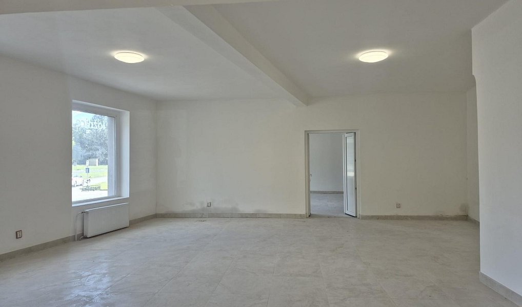 Pronájem obchodních prostor 300 m², Žatec – náhled fotky 5