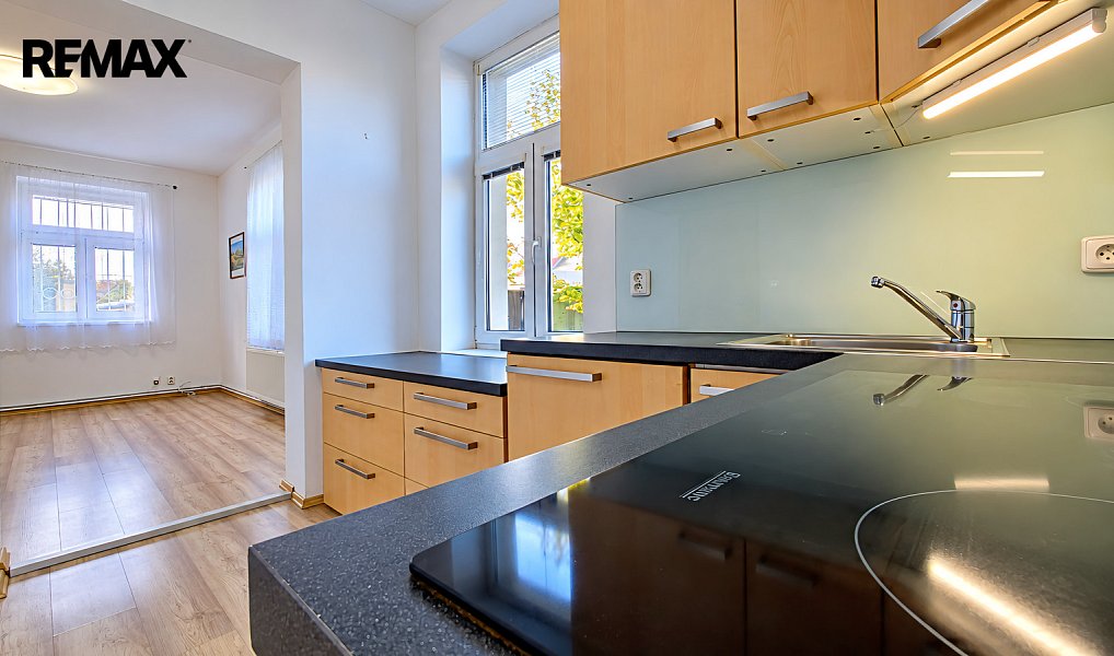 Pronájem bytu 2+kk 39 m², Mělník – náhled fotky 3