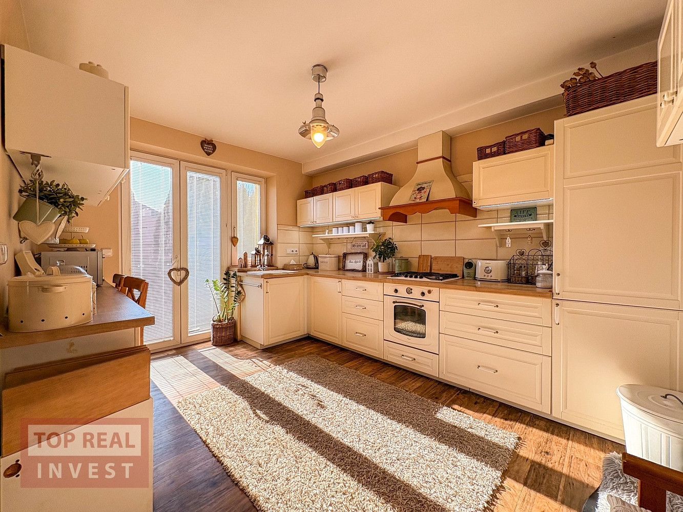 Prodej domu 178 m² s pozemkem 285 m²