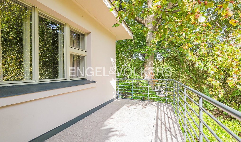 Prodej bytu 2+1 79 m², Praha – náhled fotky 2