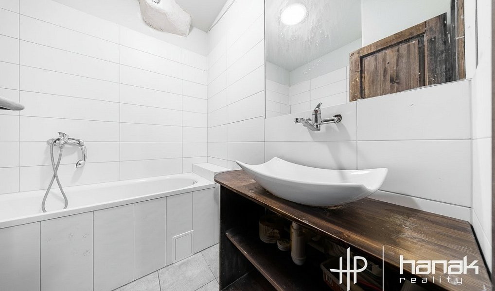 Prodej obchodních prostor 521 m², Náklo – náhled fotky 18