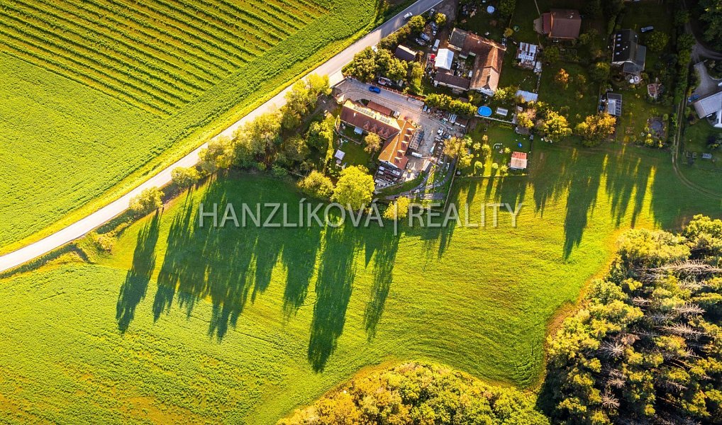 Prodej stavebního pozemku 1 630 m², Dubičné – náhled fotky 8