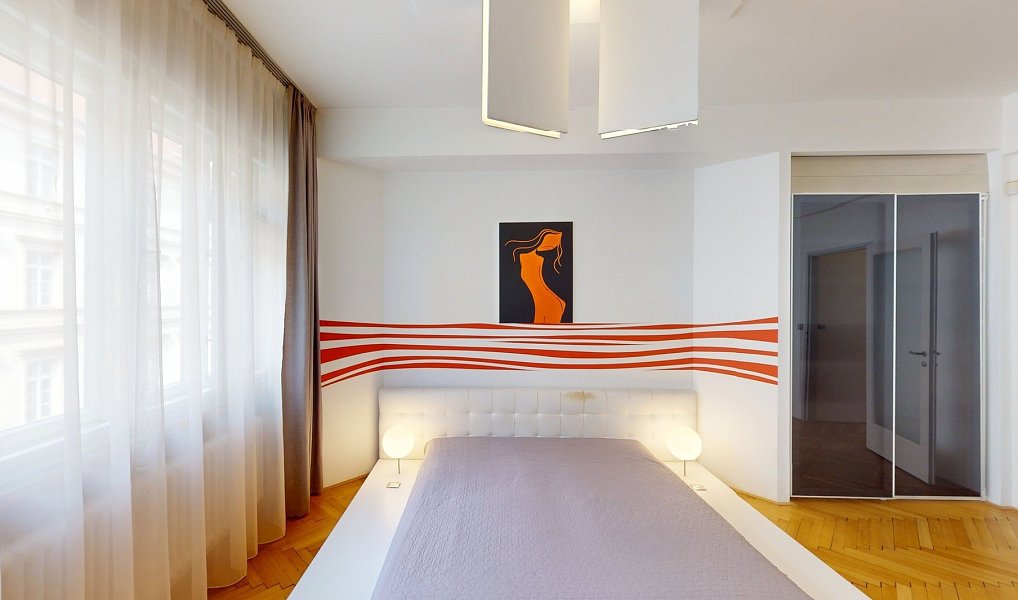 Pronájem bytu 4+kk 120 m², Praha – náhled fotky 2