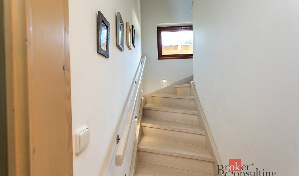 Prodej domu 200 m² s pozemkem 926 m², Nové Město na Moravě – náhled fotky 16