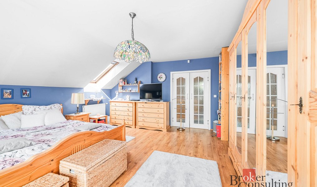 Prodej domu 322 m² s pozemkem 1 262 m², Plzeň – náhled fotky 16