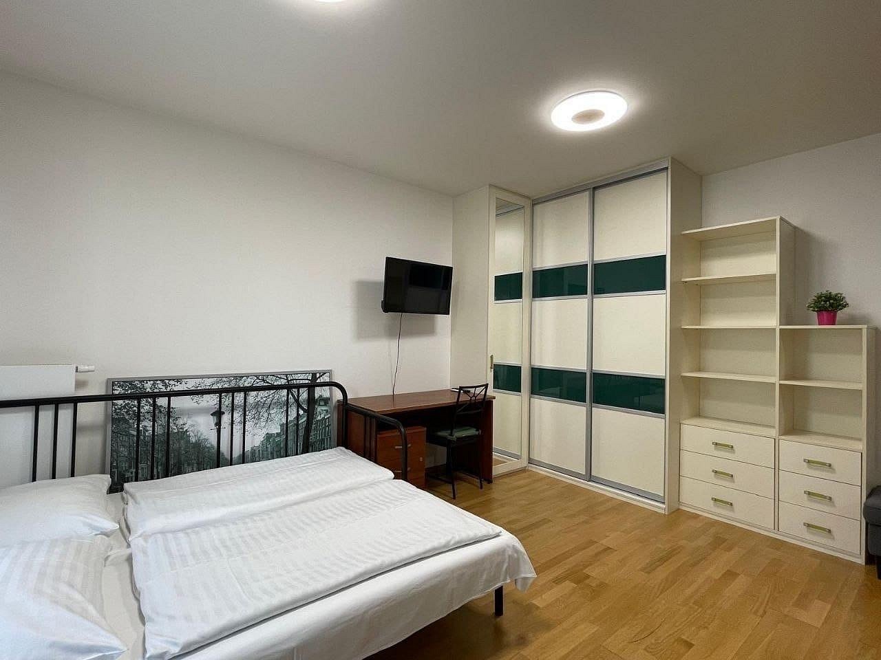 Pronájem bytu 2+kk 50 m² — photo 2