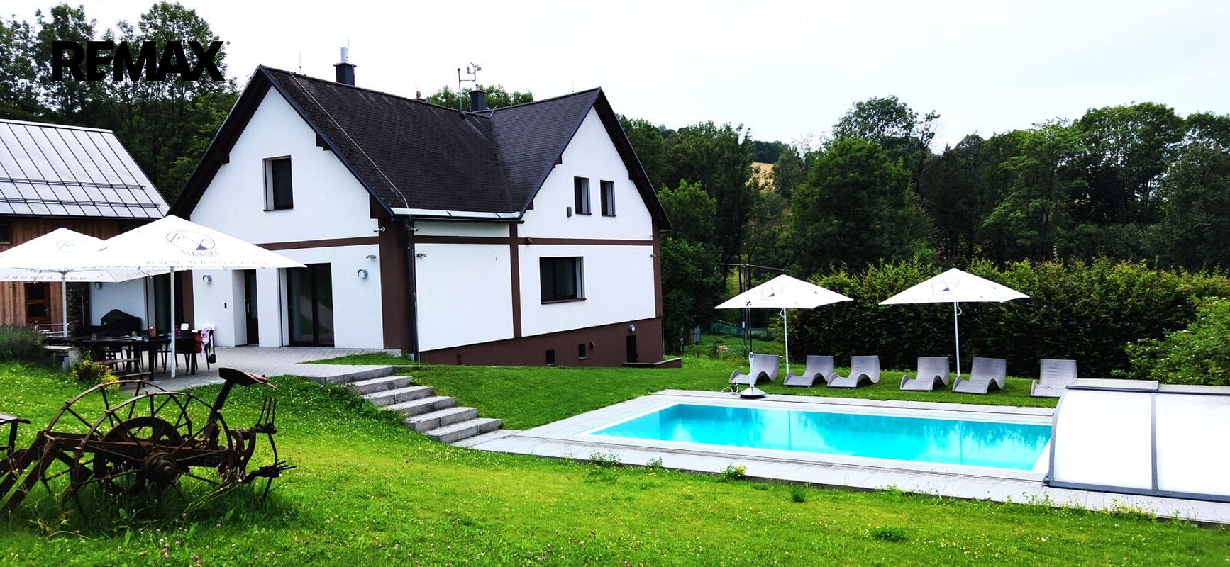 Prodej komerčního objektu (jiného typu) 500 m²