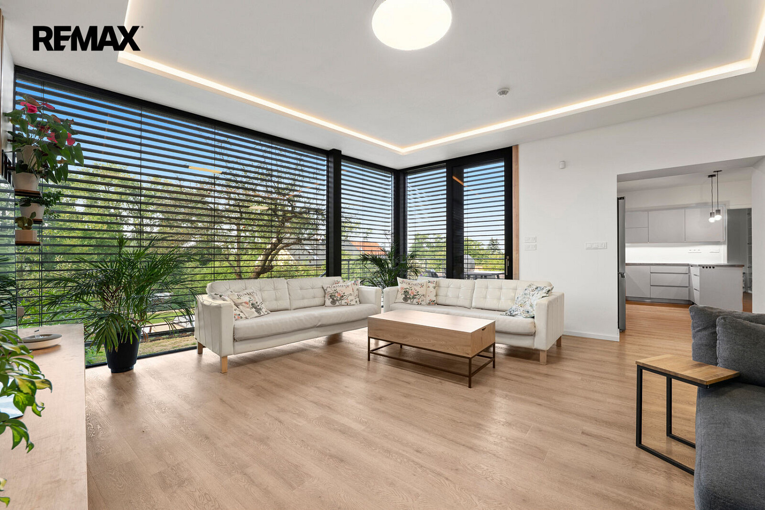 Pronájem domu 199 m² s pozemkem 752 m²
