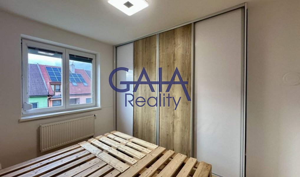 Pronájem bytu 3+1 66 m², Louka – náhled fotky 7