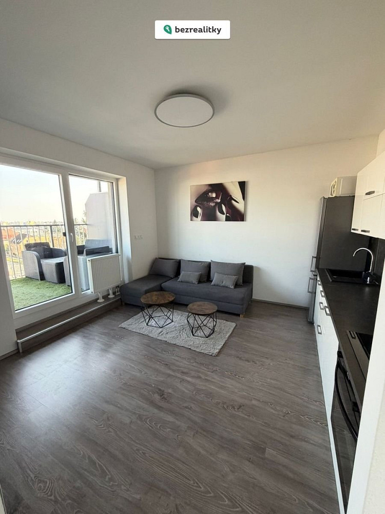 Prodej bytu 2+kk 42 m² – pohled 3