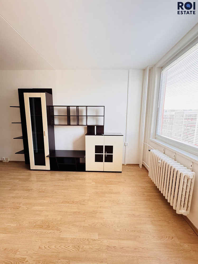 Pronájem bytu 1+kk 35 m² — photo 2