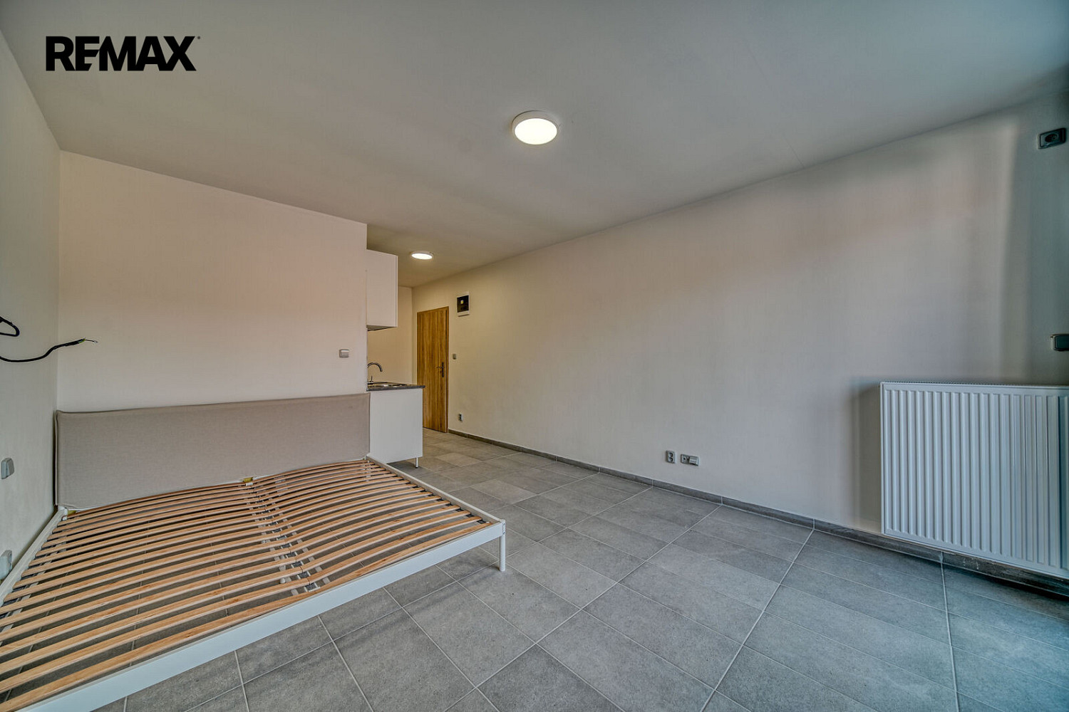 Pronájem bytu 1+kk 27 m² – fotografie 5