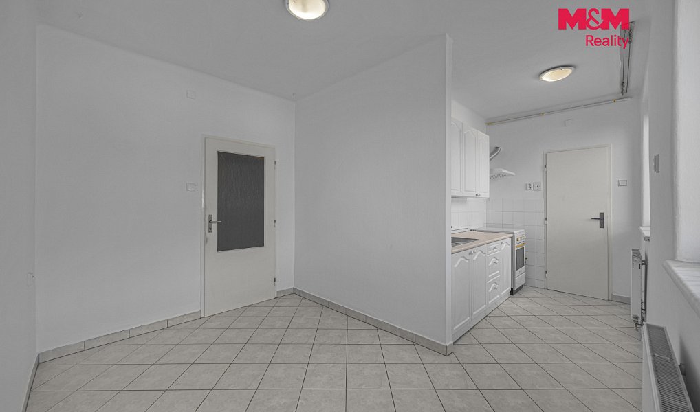 Prodej nájemního domu, činžáku 354 m², Sezemice – náhled fotky 14