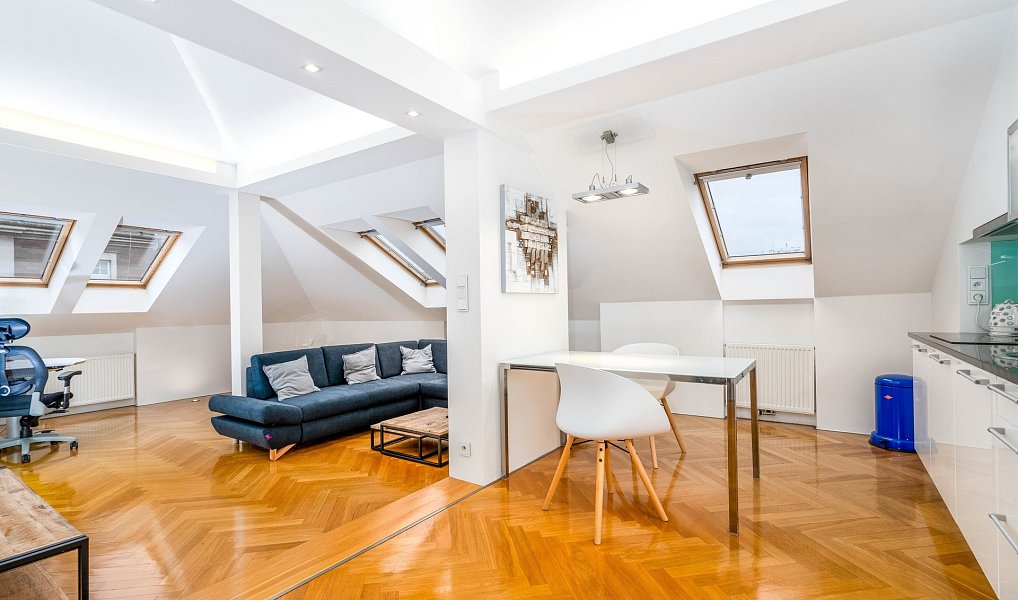 Prodej bytu 2+kk, 92 m², Smíchov - Praha 5, Praha