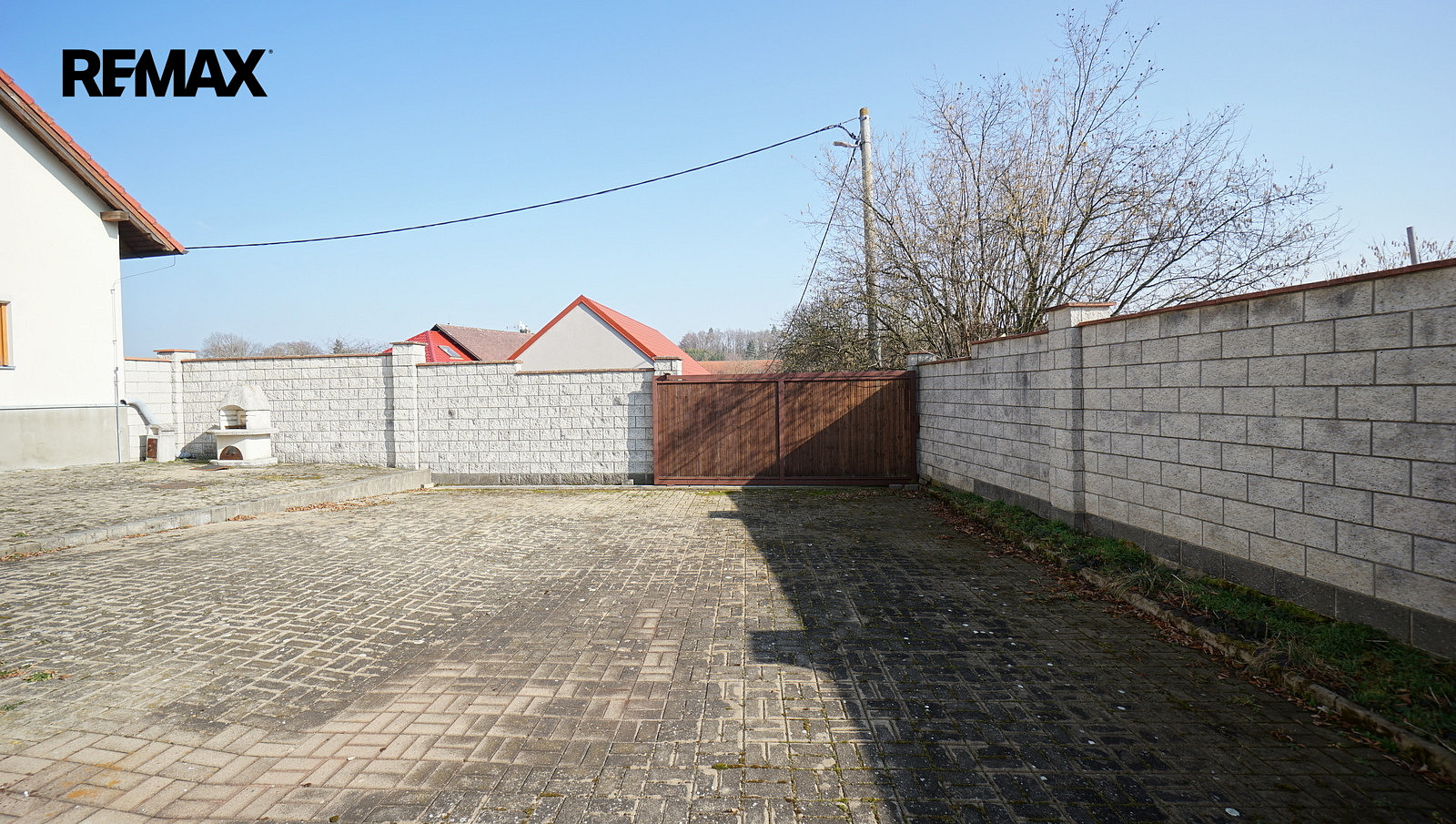 Prodej domu 1 145 m² s pozemkem 5 268 m² — photo 4