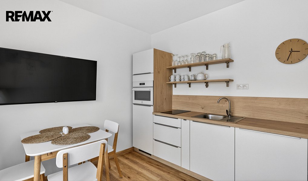 Prodej bytu 2+kk 28 m², Černá v Pošumaví – náhled fotky 2