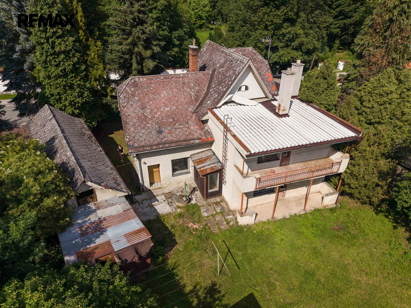Prodej domu 231 m² s pozemkem 1 714 m² — photo 2