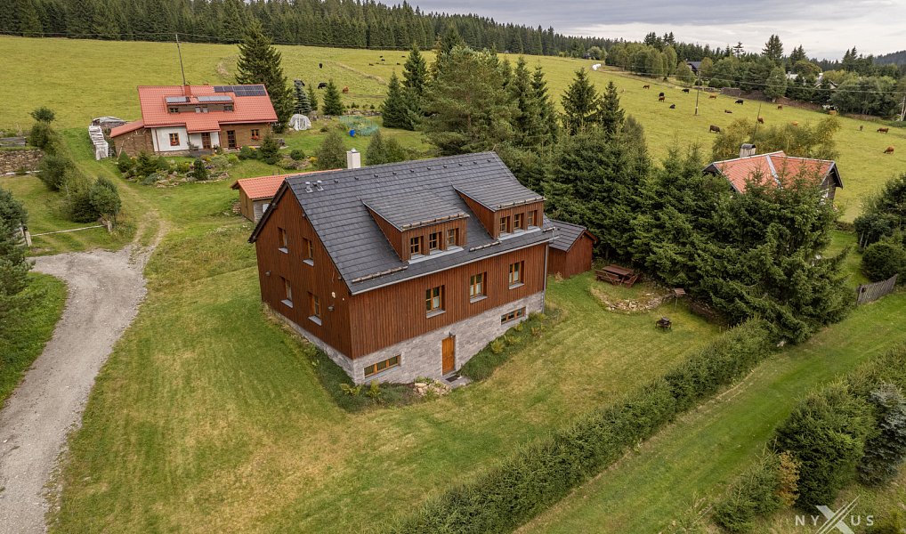 Prodej ubytovacího objektu 306 m², Kvilda – náhled fotky 27