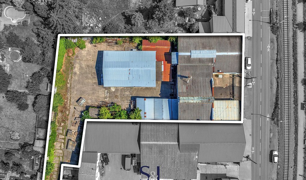 Prodej výrobních prostor 760 m², Neratovice – náhled fotky 2
