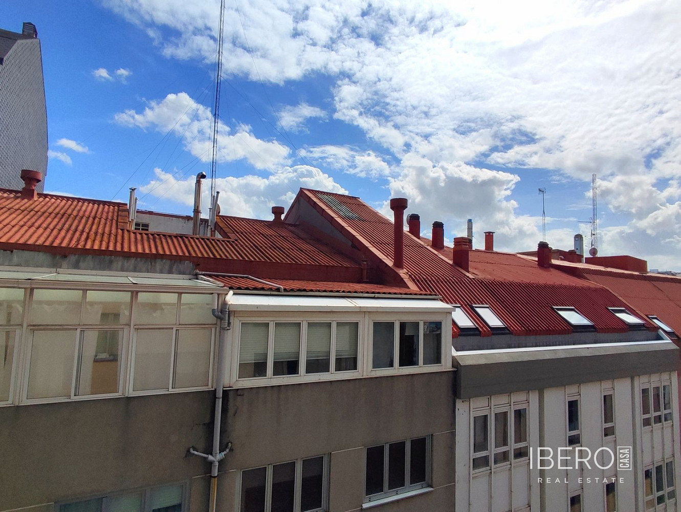 Piso 4+kk – A Coruña - Más
