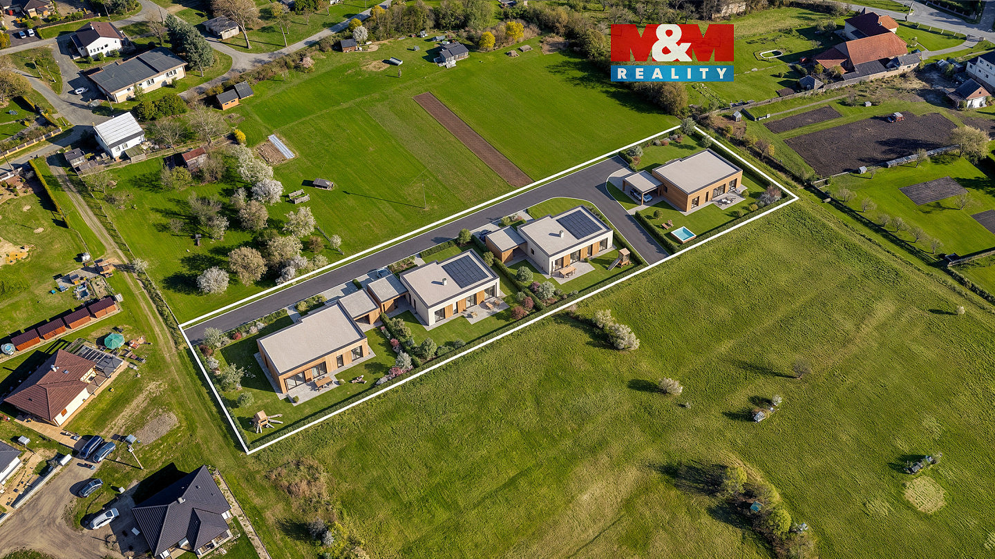 Prodej stavebního pozemku 5 996 m²