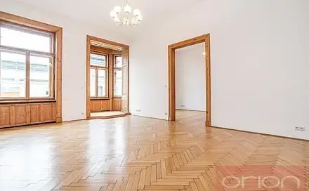 Pronájem bytu 6+kk 255 m²