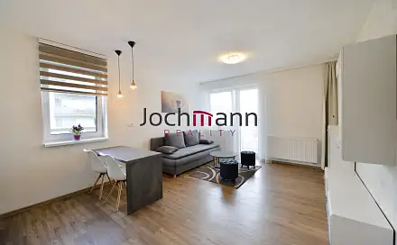 Pronájem bytu 1+kk 38 m²