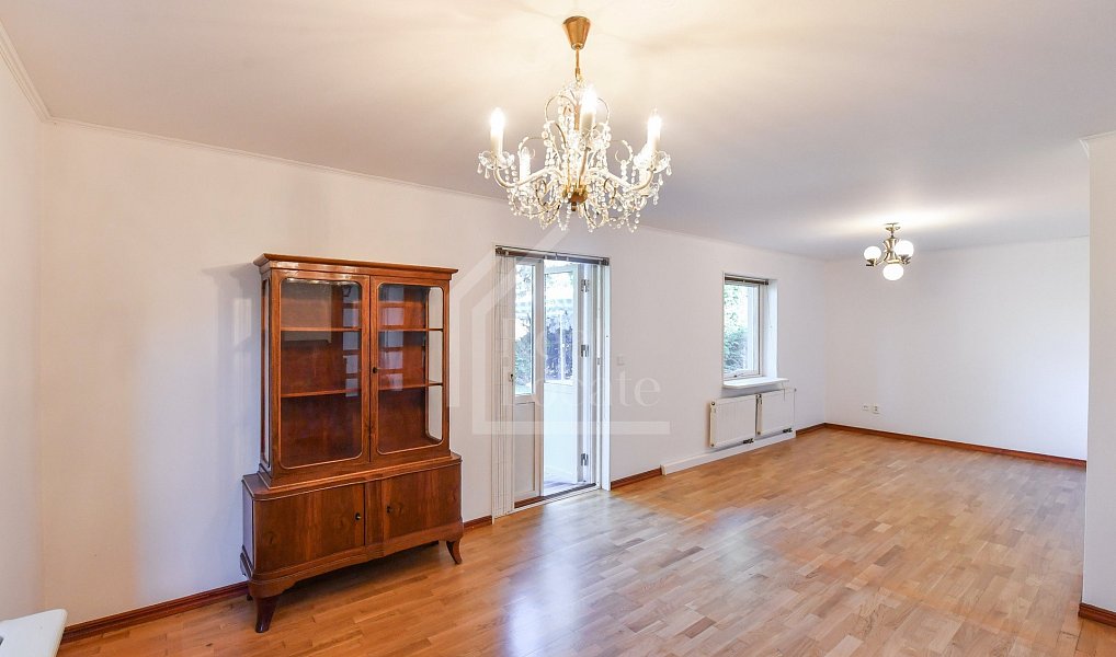 Pronájem domu 230 m² s pozemkem 379 m², Praha – náhled fotky 4