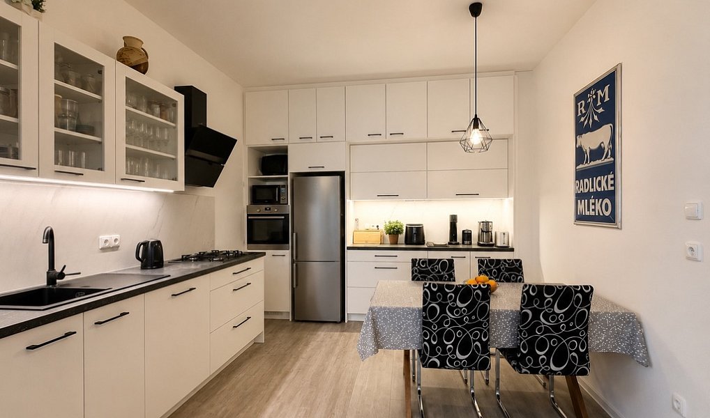 Prodej bytu 6+kk 174 m², Praha – náhled fotky 19