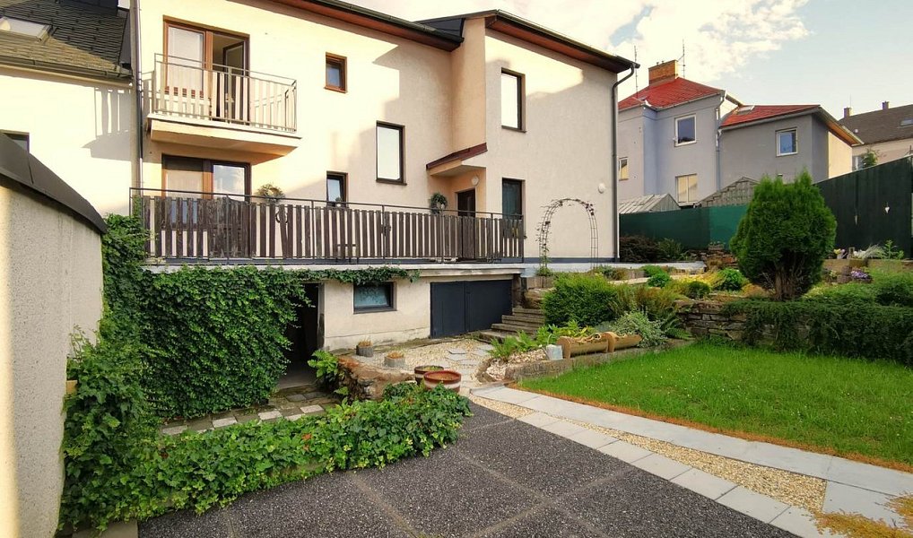 Prodej domu 328 m² s pozemkem 438 m², Jihlava – náhled fotky 26