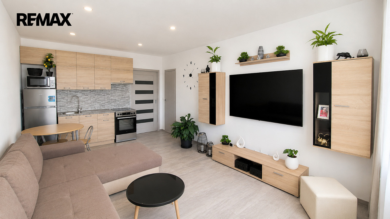 Prodej bytu 1+kk 29 m² — photo 3