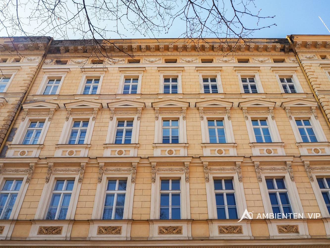 Pronájem kanceláře 174 m²