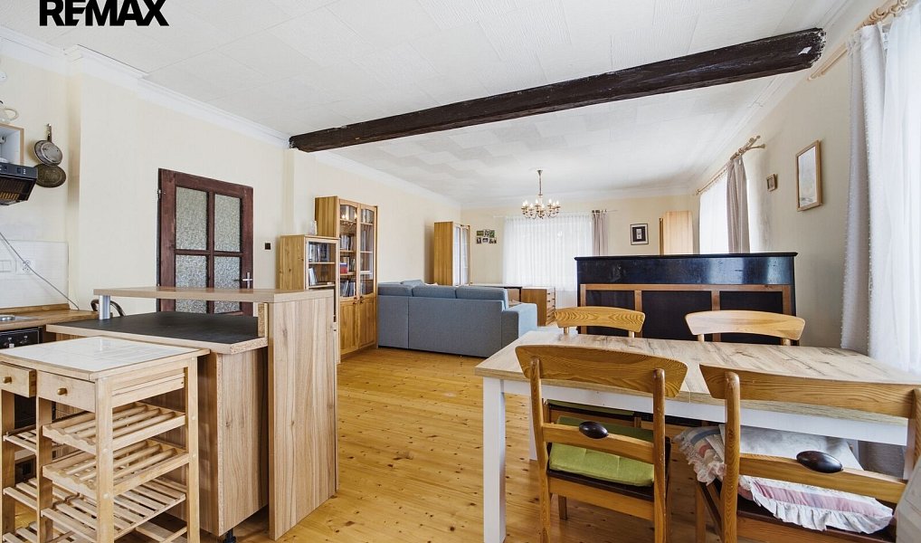 Prodej domu 240 m² s pozemkem 808 m², Karlovy Vary – náhled fotky 7